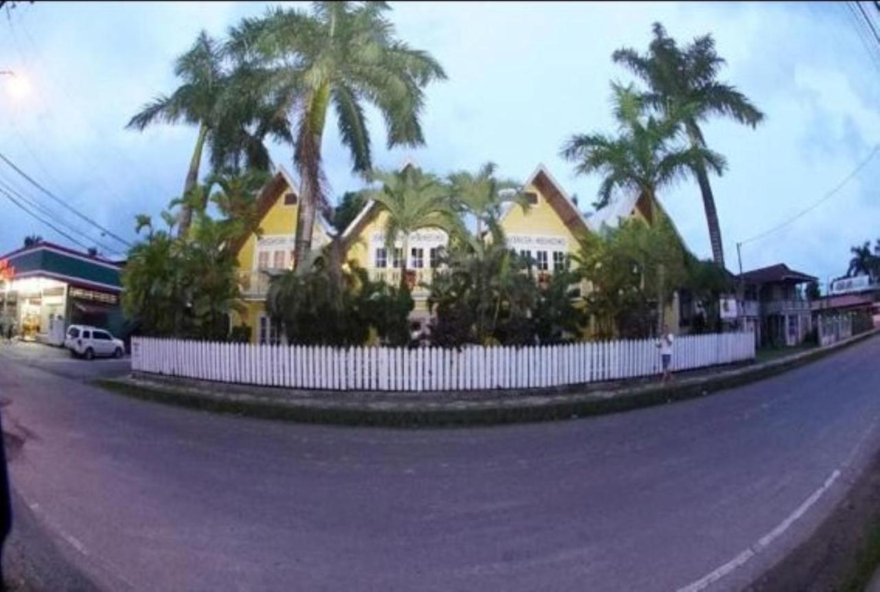 Yellow Houses Bocas Duplex Bocas del Toro Exteriör bild